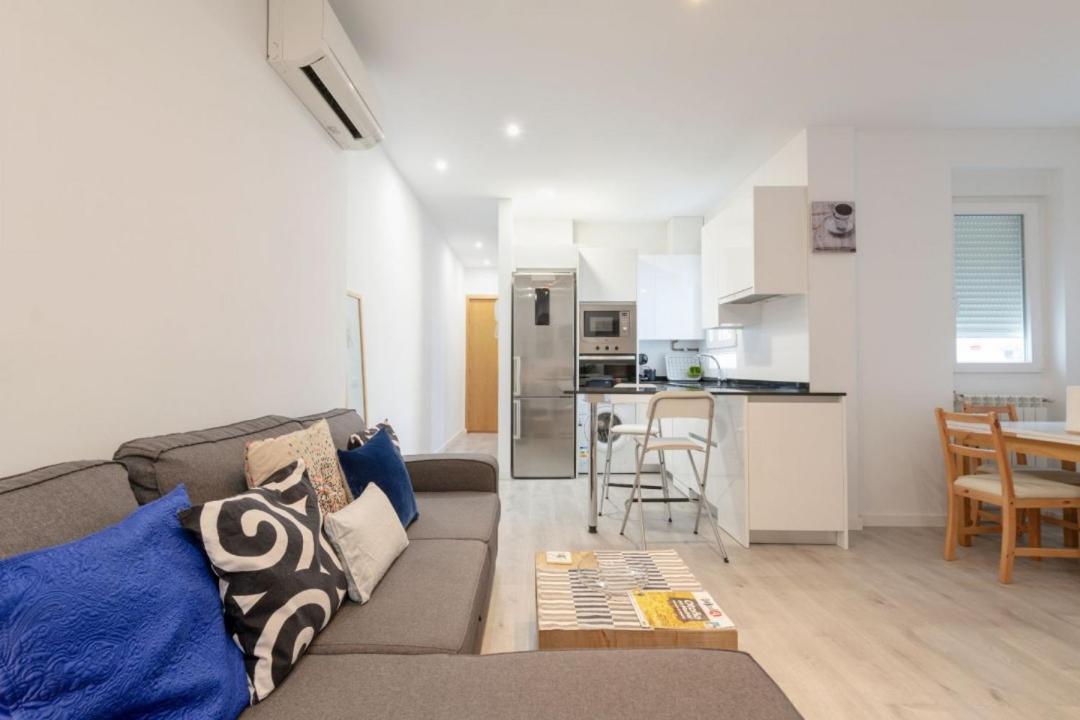 2Bd 1Bth Furnished - Nuevos Ministerios Madri Exterior foto